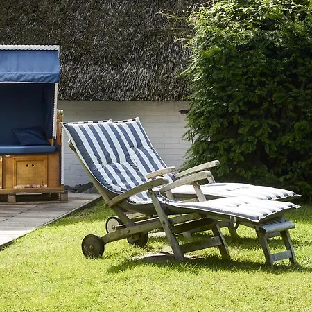 Apartman Hus Am Wall - Reetdachapartments - St. Peter Ording *