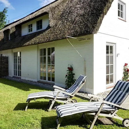Apartment Hus Am Wall - Reetdachapartments - St. Peter Ording *